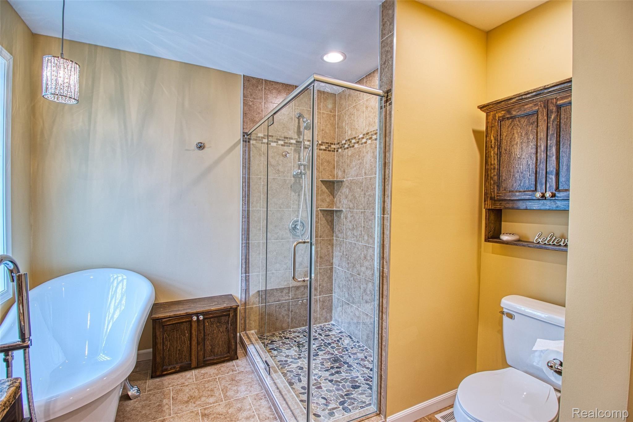 3199 Primrose Drive Rochester, MI 48307 - Photo 24 of 45 MLS - IMG_4782.jpg