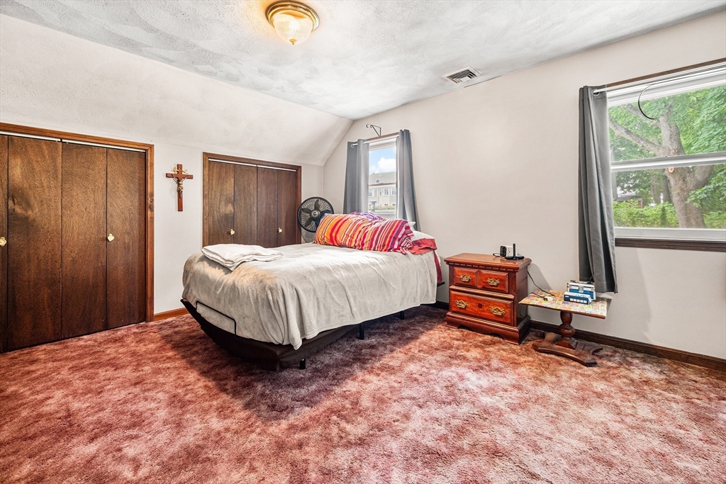 8 Myrtle Street Lynn, MA 01905 - Photo 17 of 36