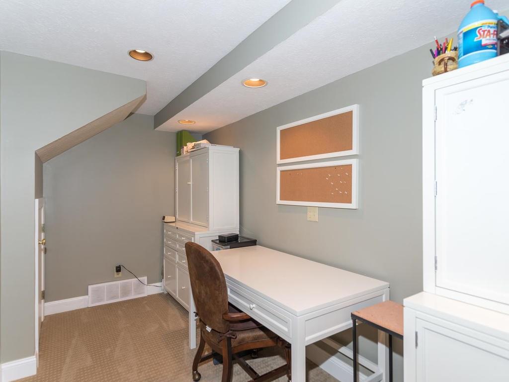 5103 Fall Creek Road Indianapolis, IN 46220 - Photo 33 of 46