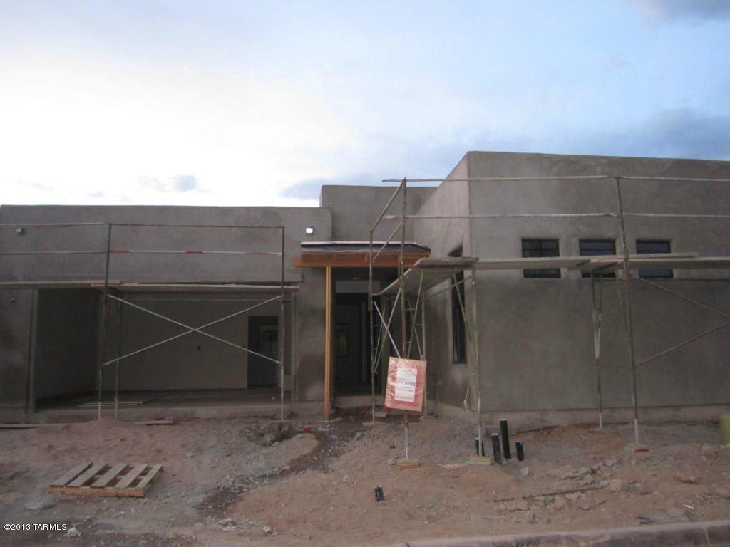 141 East Calderwood Road Tucson, AZ 85704 - Photo 3 of 31