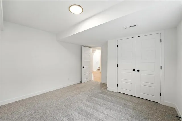 $532,282 | 10523 North Jarboe Street, Kansas City, MO 64155