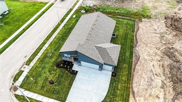 $532,282 | 10523 North Jarboe Street, Kansas City, MO 64155