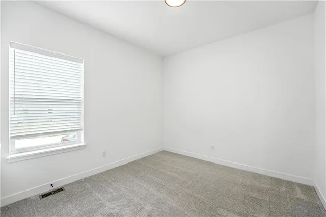 $532,282 | 10523 North Jarboe Street, Kansas City, MO 64155