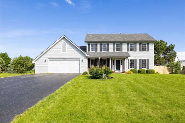 $444,900 | 1479 Chigwell Lane North, Webster, NY 14580