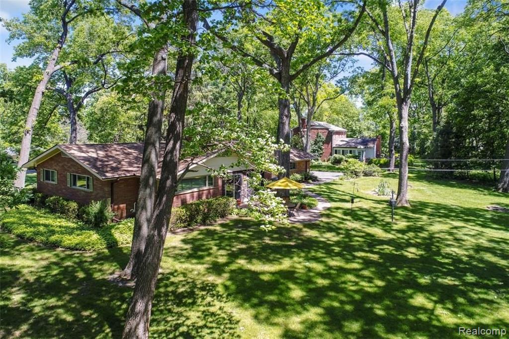 196 Vreeland Drive Rochester, MI 48309 - Photo 29 of 35