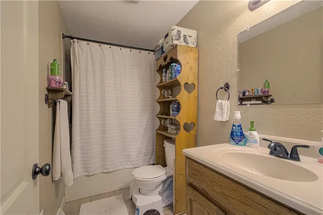 $175,000 | 8803 Manchester, Kansas City, MO 64138