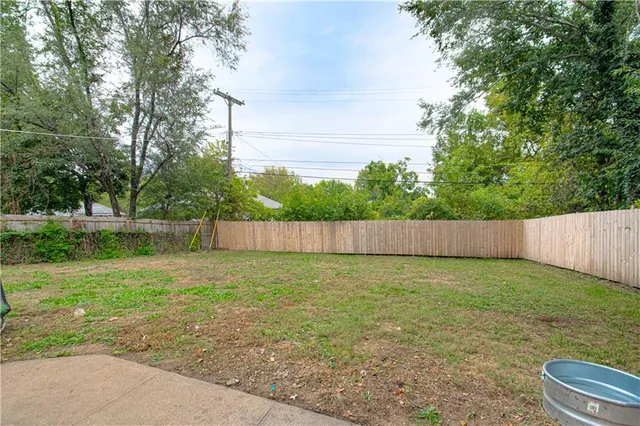 $175,000 | 8803 Manchester, Kansas City, MO 64138
