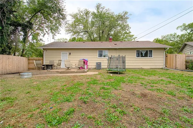 $175,000 | 8803 Manchester, Kansas City, MO 64138