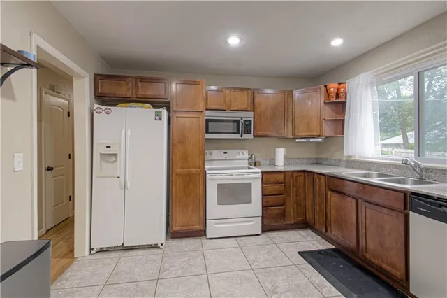 $175,000 | 8803 Manchester, Kansas City, MO 64138