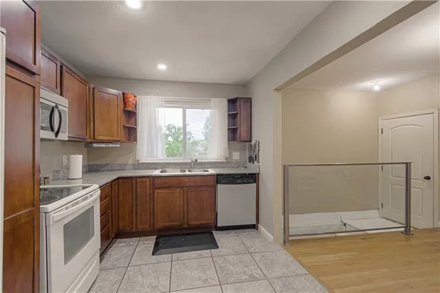 $175,000 | 8803 Manchester, Kansas City, MO 64138