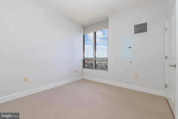 $1,850 | 675 President Street, Unit 2207, Baltimore, MD 21202