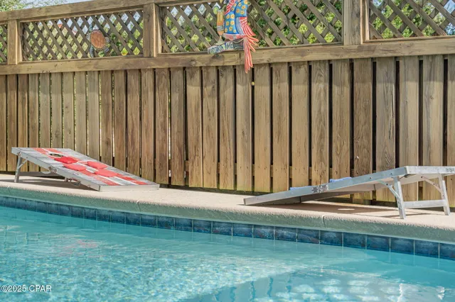 $1,199,000 | 1024 West Gulf Beach Drive, Eastpoint, FL 32328