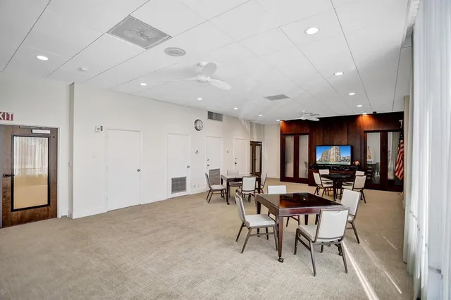 $750,000 | 2000 South Ocean Boulevard, Unit 10E, Lauderdale-by-the-Sea, FL 33062