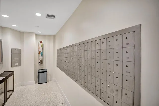 $750,000 | 2000 South Ocean Boulevard, Unit 10E, Lauderdale-by-the-Sea, FL 33062