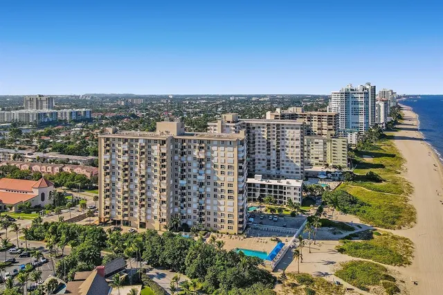 $750,000 | 2000 South Ocean Boulevard, Unit 10E, Lauderdale-by-the-Sea, FL 33062