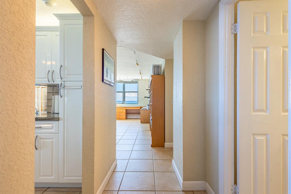 2000 South Ocean Boulevard, Unit 10E Lauderdale-by-the-Sea, FL 33062 - Photo 8 of 86 Entrance to unit, the foyer