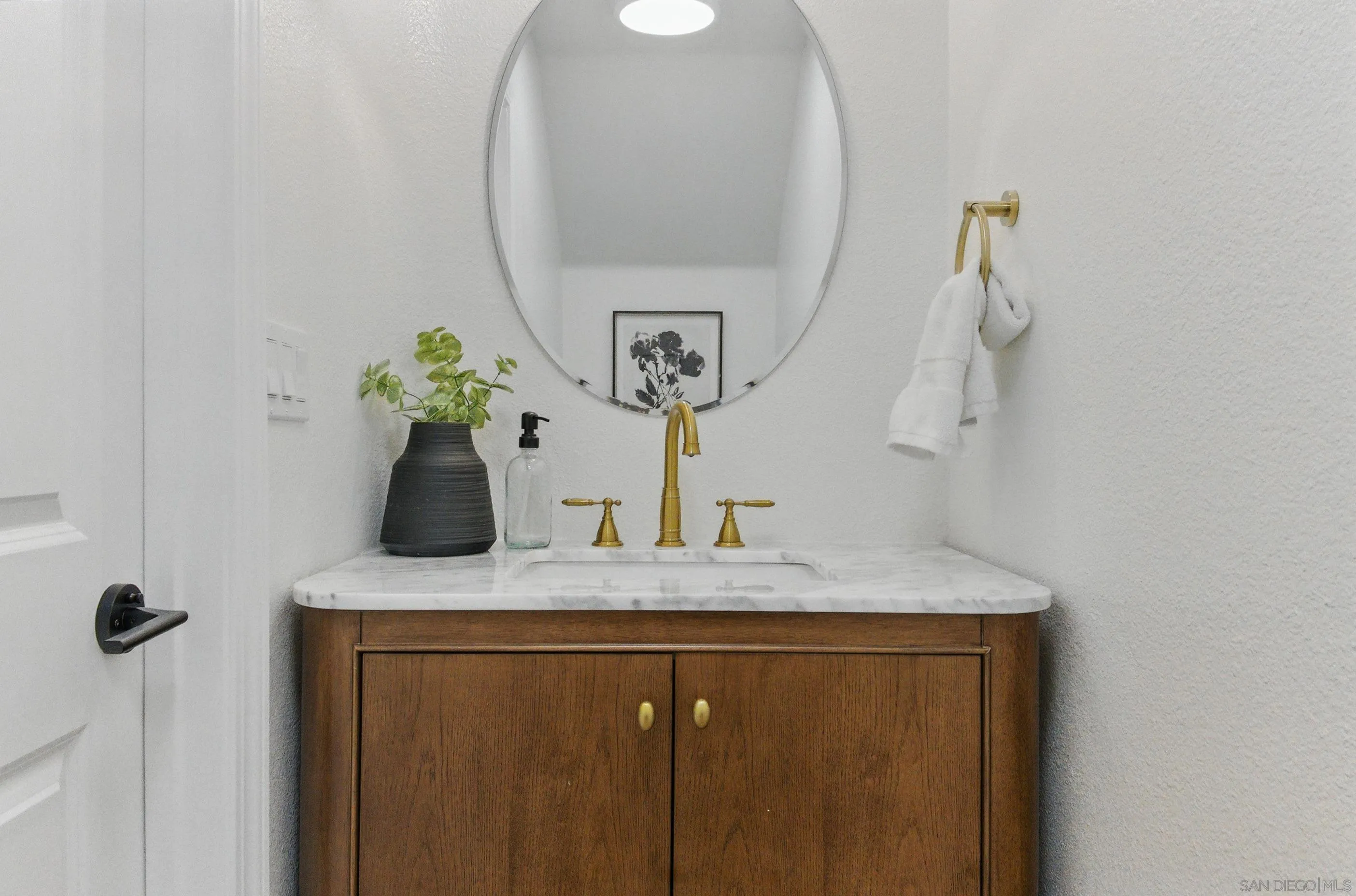 4140 Andros Way Oceanside, CA 92056 - Photo 22 of 41 a close view of sink
