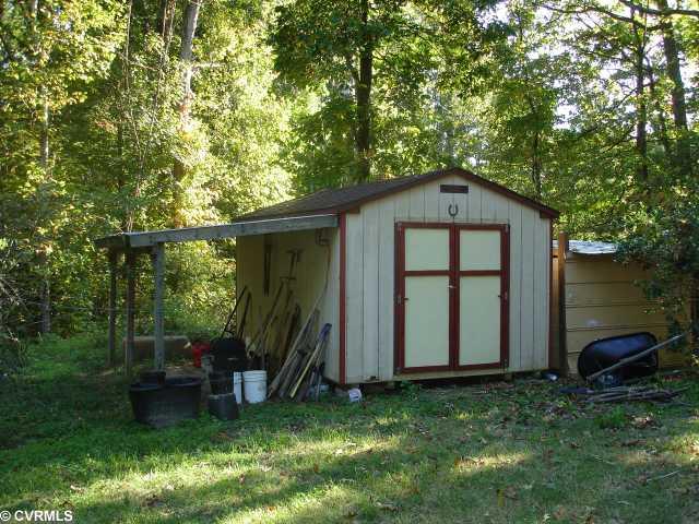 2319 Three Bridge Road Powhatan, VA 23139 - Photo 8 of 9 Exterior Front - Lovely setting