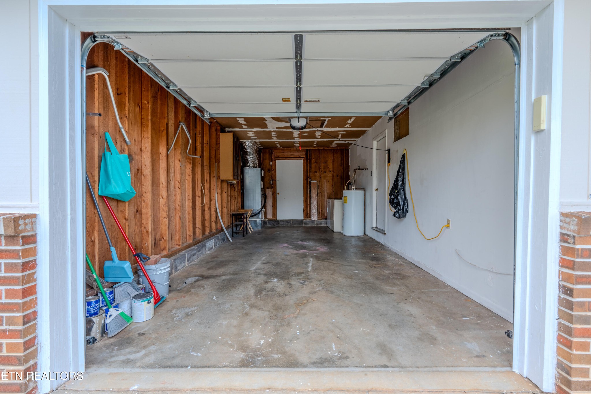 325 Blue Ridge Lane Seymour, TN 37865 - Photo 23 of 27 a view of a garage