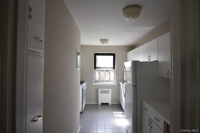 $299,000 | 23 West Mill Drive, Unit 9A, Great Neck, NY 11021