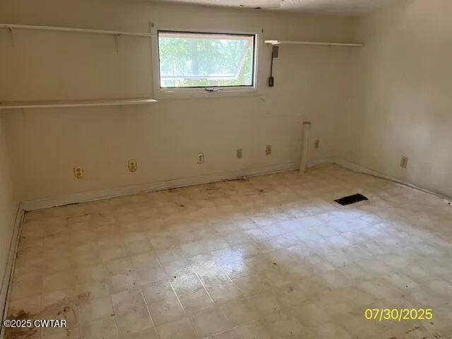 $179,900 | 655 Russell Road, Bolivar, TN 38008