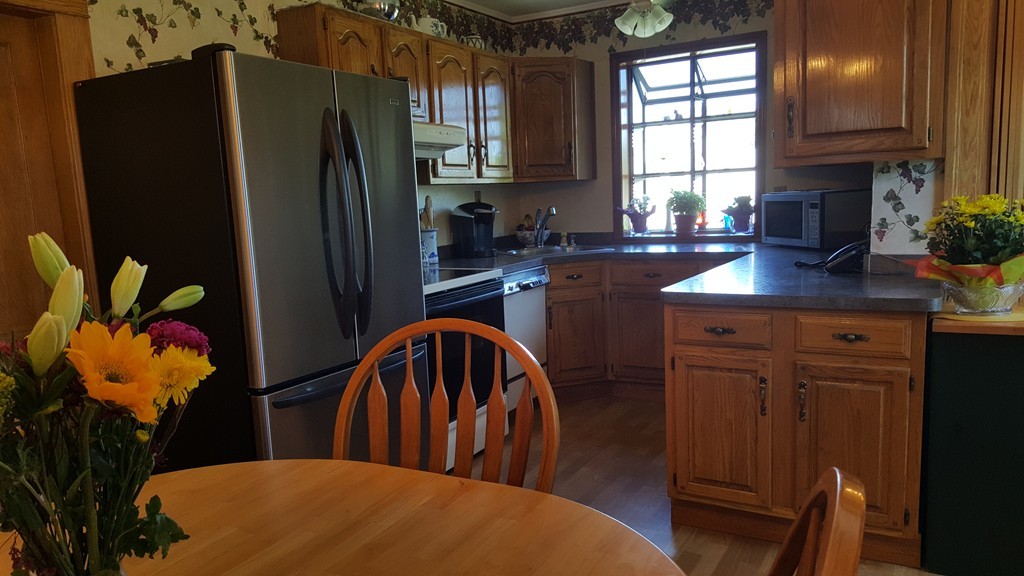 7 Vendora Road Worcester, MA 01606 - Photo 6 of 24 Gallery Image 6
