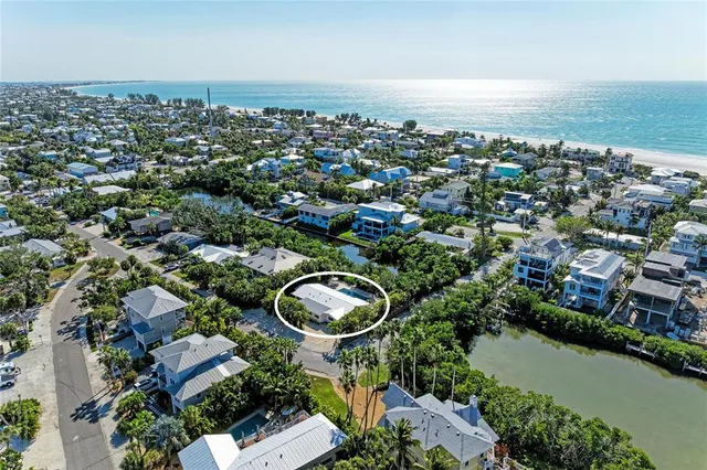 $2,495,000 | 115 Los Cedros Drive, Anna Maria, FL 34216
