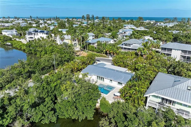 $2,495,000 | 115 Los Cedros Drive, Anna Maria, FL 34216