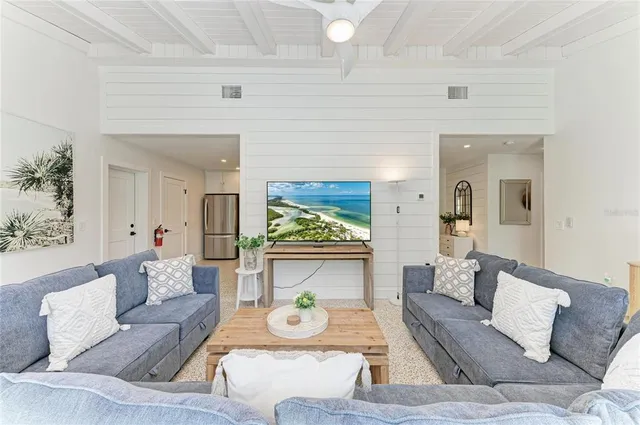 $2,495,000 | 115 Los Cedros Drive, Anna Maria, FL 34216