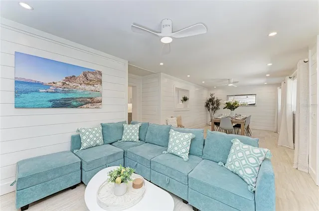 $2,495,000 | 115 Los Cedros Drive, Anna Maria, FL 34216