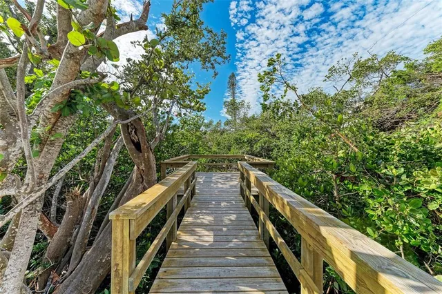 $2,495,000 | 115 Los Cedros Drive, Anna Maria, FL 34216