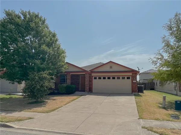 $2,100 | 325 Altamont Street, Hutto, TX 78634