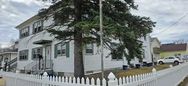 $229,500 | 200 5th Street Southwest, Austin, MN 55912