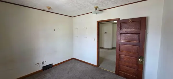 $229,500 | 200 5th Street Southwest, Austin, MN 55912