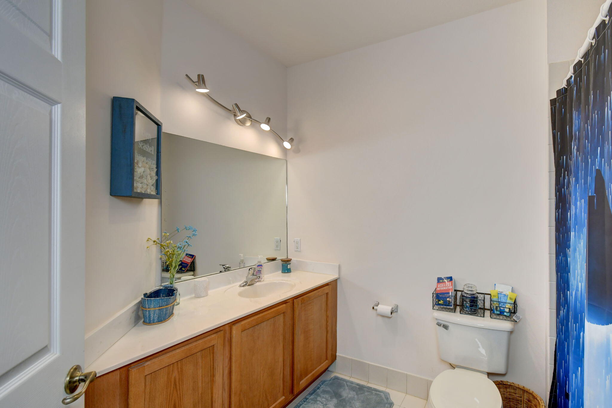 3255 Laurel Ridge Circle Riviera Beach, FL 33404 - Photo 17 of 25 28-web-or-mls-750_1589_90_91_92_93