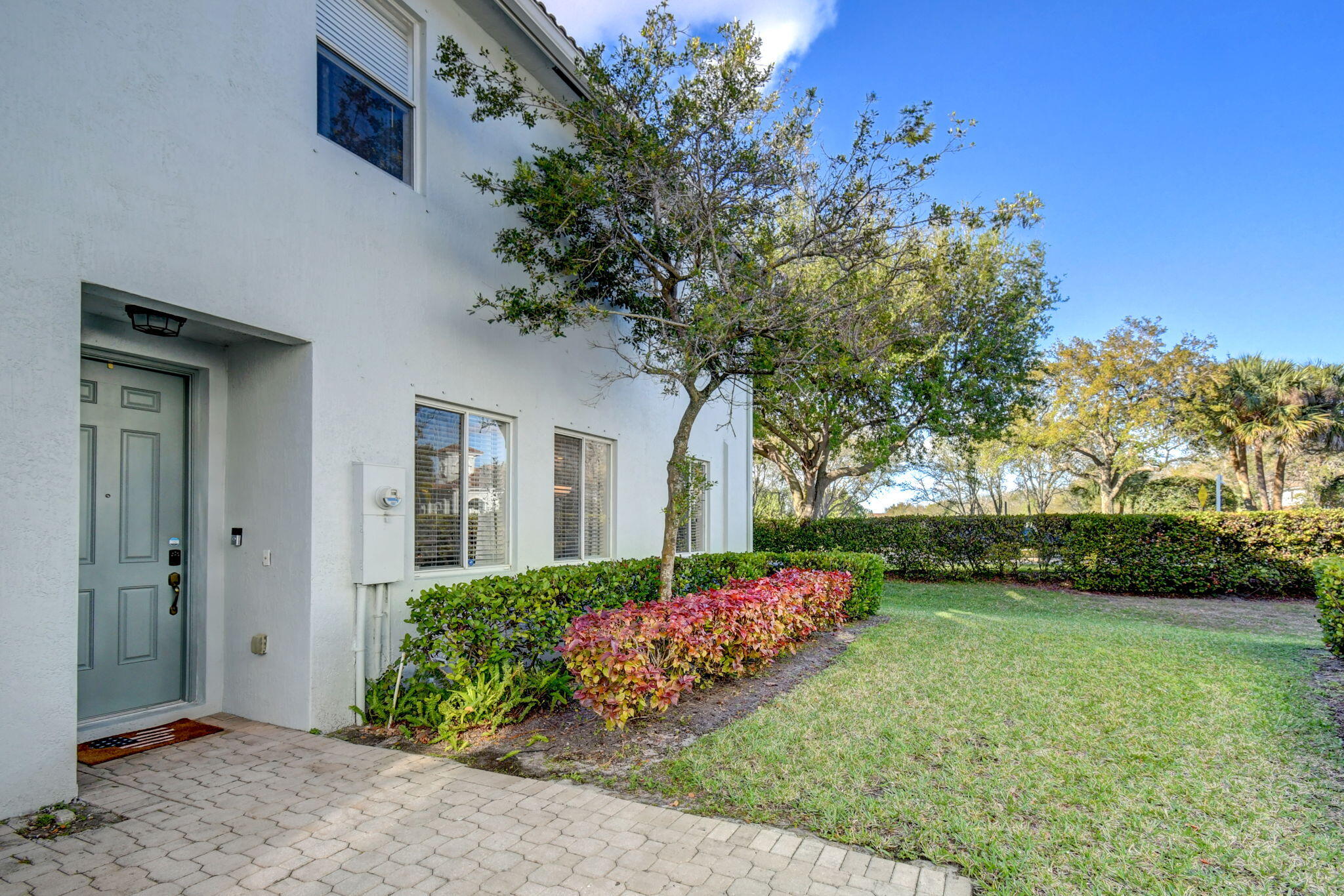 3255 Laurel Ridge Circle Riviera Beach, FL 33404 - Photo 2 of 25 4-web-or-mls-750_1449_50_51_52_53