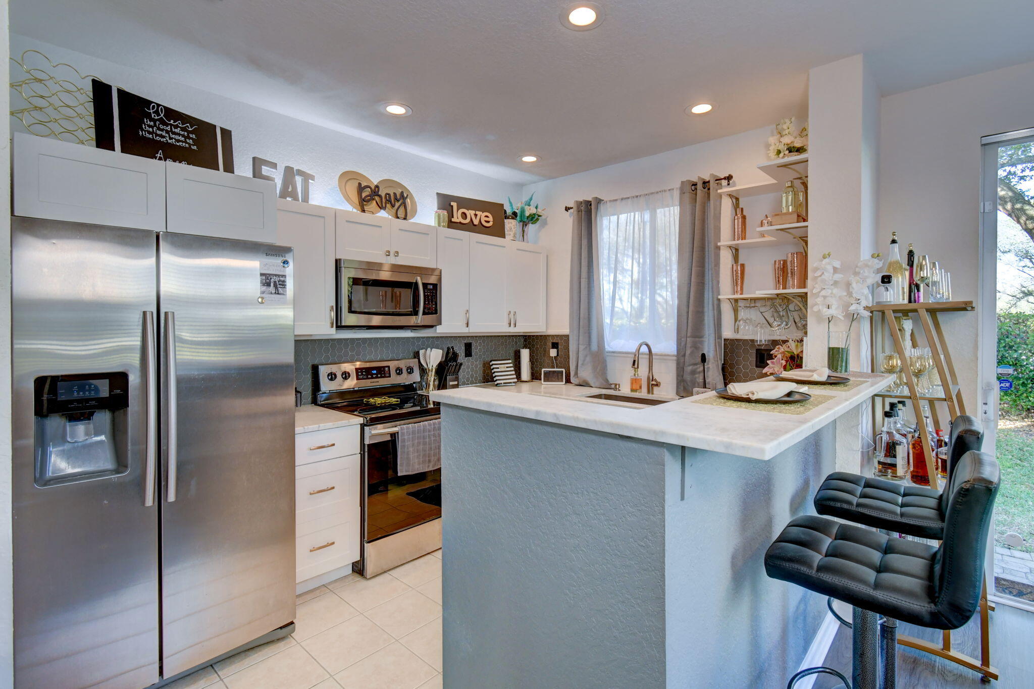 3255 Laurel Ridge Circle Riviera Beach, FL 33404 - Photo 8 of 25 12-web-or-mls-750_1504_5_6_7_8
