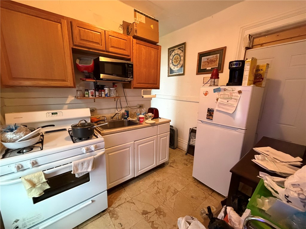 363 Lake Avenue Rochester, NY 14608 - Photo 14 of 20