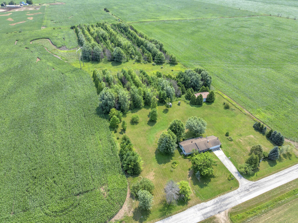 3311 Two Creeks Road Mishicot, WI 54228 - Photo 35 of 39 Aerial View