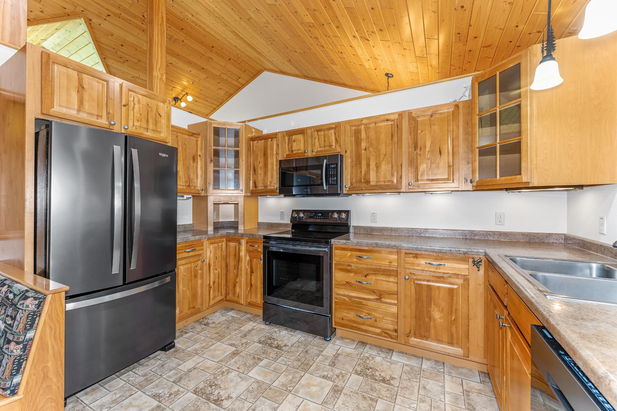 2583 Winquist Road Rhinelander, WI 54501 - Photo 8 of 44 Gallery Image 8