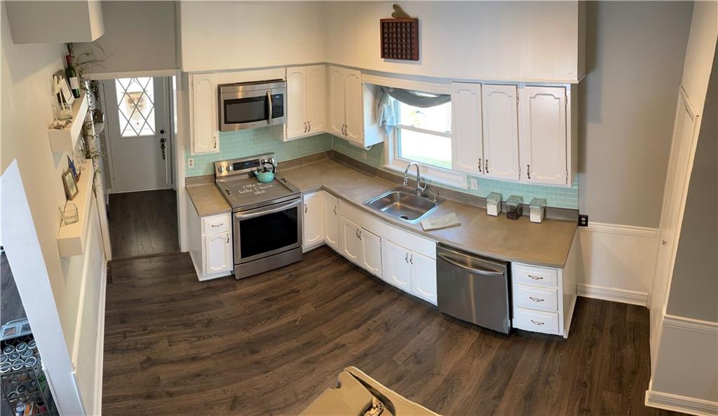 1621 Pulaski Road New Castle, PA 16105 - Photo 5 of 21
