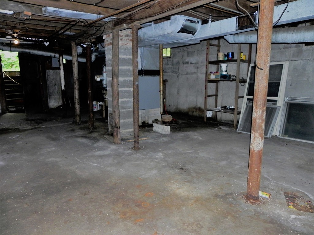 43 Sandwich Road Wareham, MA 02571 - Photo 18 of 20