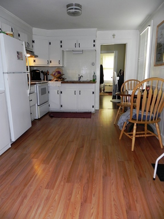 43 Sandwich Road Wareham, MA 02571 - Photo 8 of 20