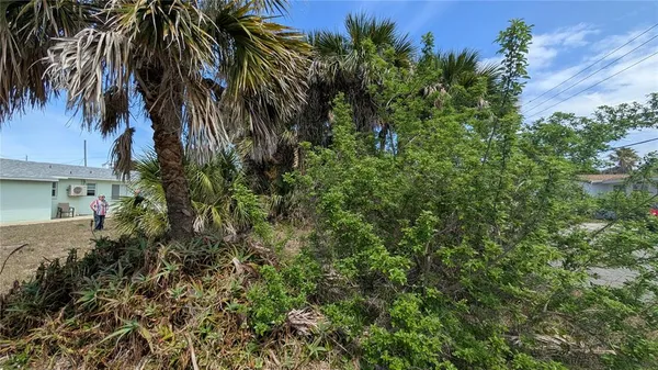 $499,000 | 1710 South Atlantic Avenue, New Smyrna Beach, FL 32169
