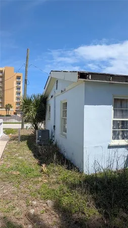 $499,000 | 1710 South Atlantic Avenue, New Smyrna Beach, FL 32169