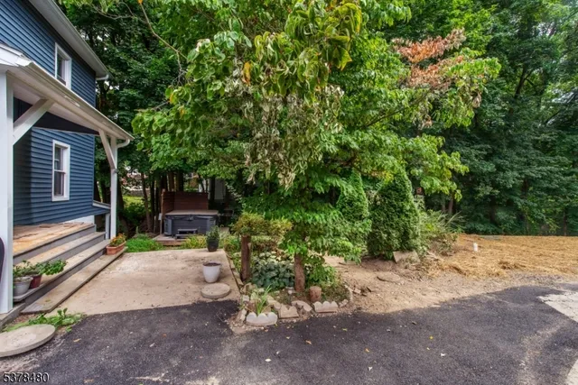 $355,000 | 10 Passaic Avenue, Ogdensburg, NJ 07439