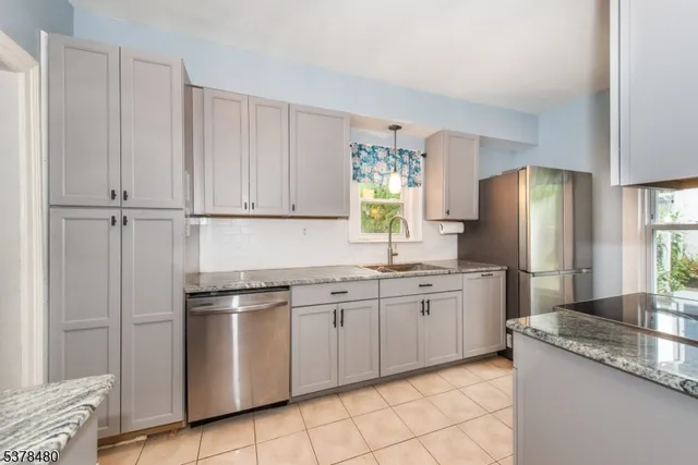 $355,000 | 10 Passaic Avenue, Ogdensburg, NJ 07439