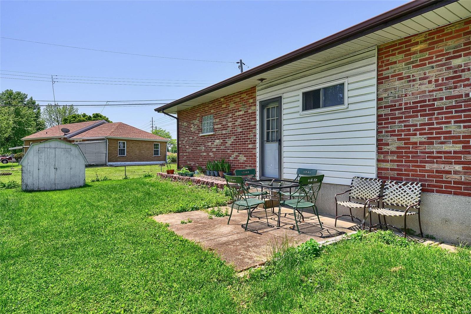 9860 MacKenzie Road St. Louis, MO 63123 - Photo 26 of 27