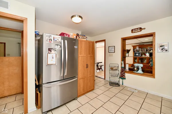 $250,000 | 4020 South Lynhurst Drive, Indianapolis, IN 46221