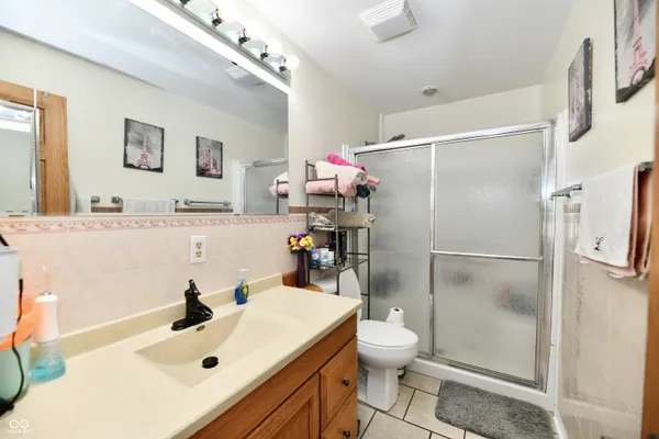 $250,000 | 4020 South Lynhurst Drive, Indianapolis, IN 46221